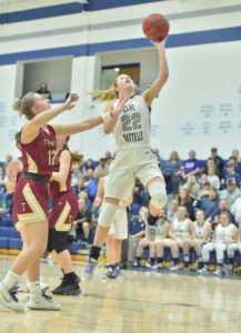Liv Ammons scores 28 points in Cee-Bees' 60-43 win over Valley (Wetzel)